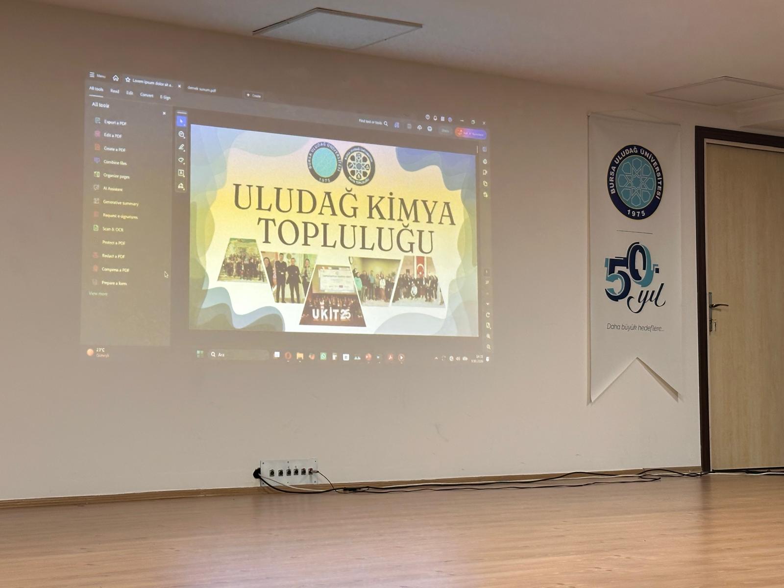 Bölümümüz 1. Sınıf Öğrencilerine Önlük Giyme Töreni Düzenlendi